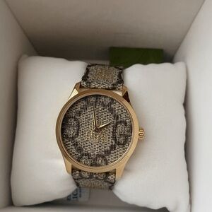 Gucci Gold and Brown Textured Women's Watch